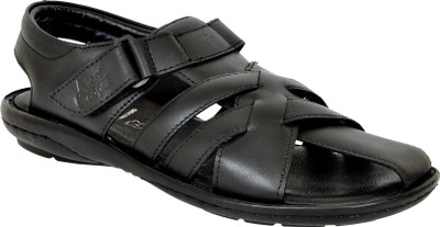 

Allen Cooper Men Black Clogs