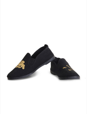 

Scentra Casuals For Women(Black