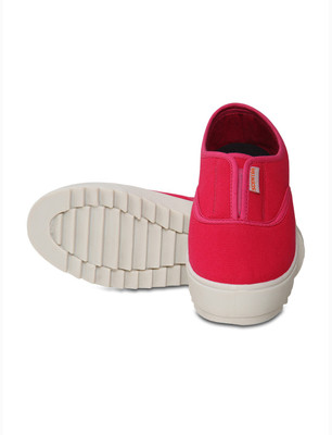 

Scentra KYOTO Slip On Sneakers For Women(Pink