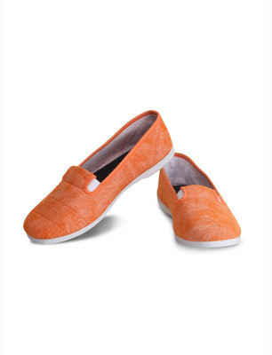 

Scentra MADRID Loafers For Women(Orange