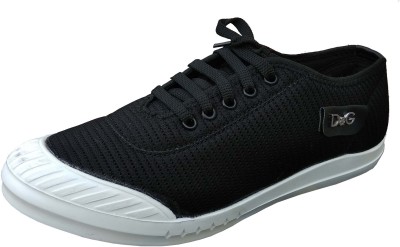 

SRI men Casuals For Men(Black