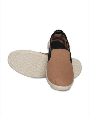

Scentra SCENTRA Loafers For Men(Beige