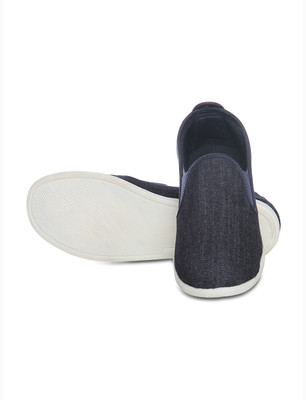 

Scentra LONDON Loafers For Women(Blue, Dark denim