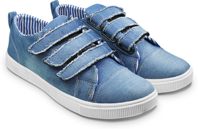 

Beonza Premium Fashion Sneakers For Men(Blue