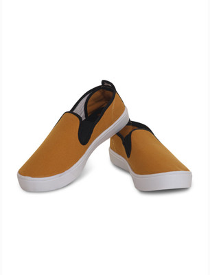 

Scentra LA UBER Loafers For Men(Yellow, Mustard