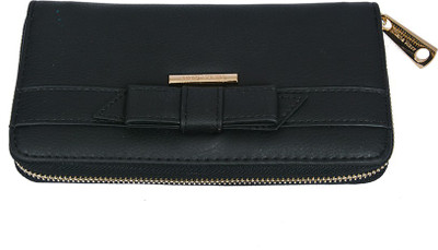 

Diana Korr Casual Black Clutch