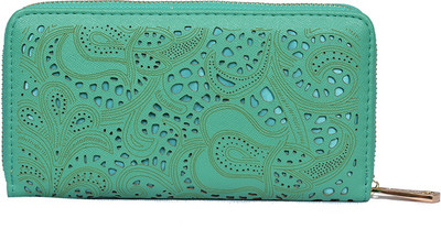 

Diana Korr Casual Green Clutch