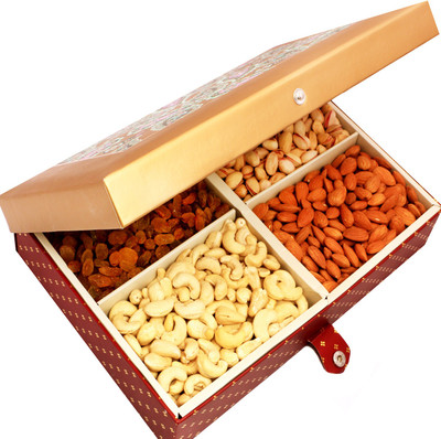 

Ghasitaram Gifts Gold Printed Dryfruit Almonds, Cashews, Raisins, Pistachios(800 g, Box)