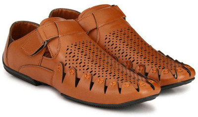 

LAYASA Men TAN Sandals