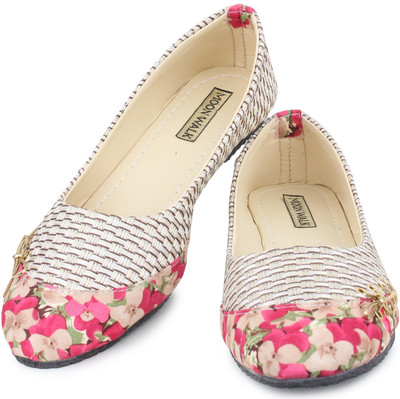 

Moonwalk Bellies For Women(Multicolor, Pink