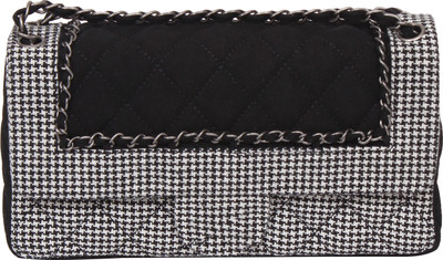 

The Ethnic Wears Beautiful Sling Bag(Black, 14 inch)