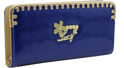

Trendy Casual Blue Clutch