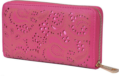 

Diana Korr Casual Pink Clutch