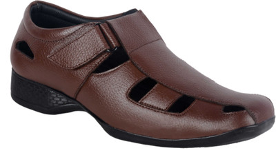 

1AAROW Men Brown Sandals