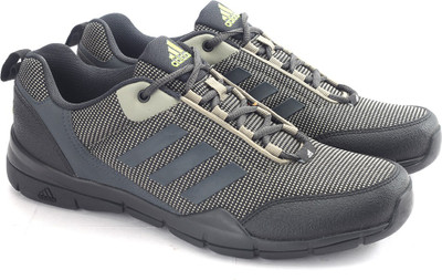 

ADIDAS GLISSADE Outdoor Shoes For Men(Green, Tracar/dkgrey/cblack/syel