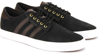 

ADIDAS ORIGINALS SEELEY Sneakers For Men(Black, Cblack/dbrown/ftwwht