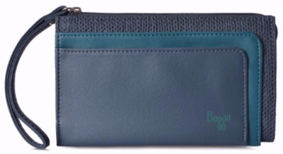 

Baggit Casual Grey Clutch