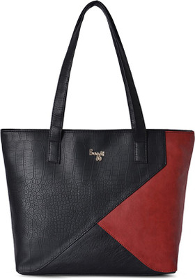 

Baggit Shoulder Bag(Black)