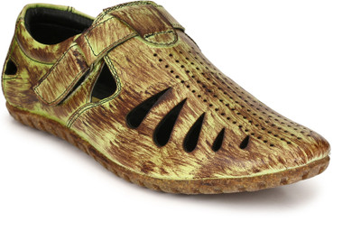 

Peponi Men Green Sandals