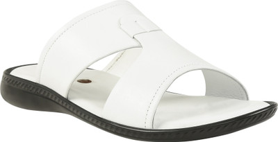 

Shoe Bazar Men White Flats