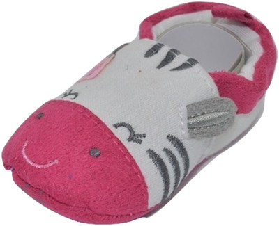 

Baby Bucket Boys & Girls Slip on Walking Shoes(Pink