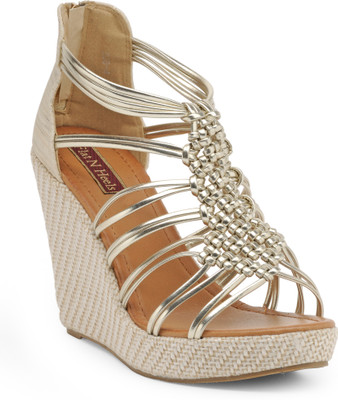 

Flat n Heels Women Gold Wedges