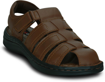 

Get Glamr Men Tan Sandals