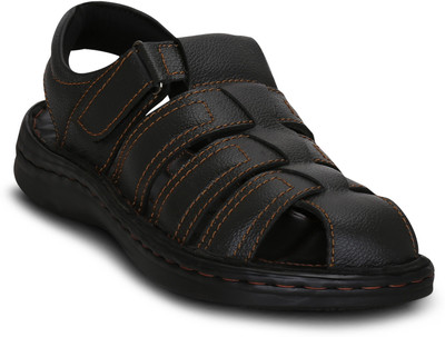 

Get Glamr Men Black Sandals