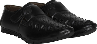 

Kraasa Men Black Sandals