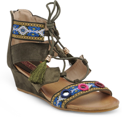

Flat n Heels Women Green Wedges