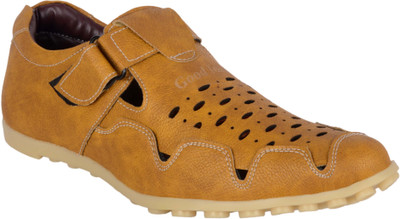 

1AAROW Men Tan Sandals