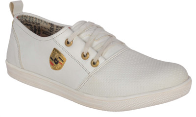 

1AAROW 78 Casuals For Men(White