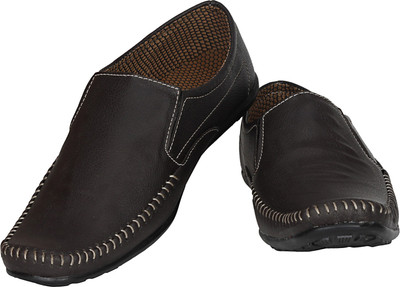 

UrbanwhiZ Dilate Slip On For Men(Brown