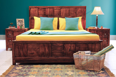 

Peachtree Solid Wood Queen Bed With Storage(Finish Color - Walnut)