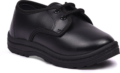 

Goldstar Boys & Girls Lace Walking Shoes(Black