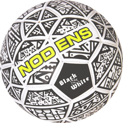 

NODENS BLACK & WHITE Football - Size: (Pack of 1, Black