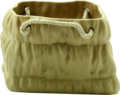 

Importwala Small Ceramic Basket Brown Ceramic Flower Basket without Artificial Flower & Plant(W: 20 cm x H: 12.5 cm x D: 11 cm)