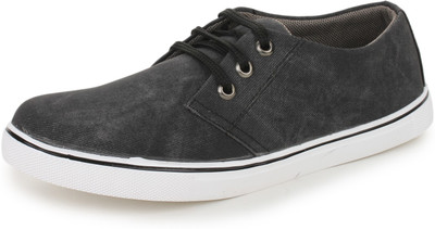 

TRASE Men Flint Sneakers For Men(Black