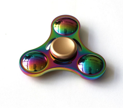 

hum enterprise Rainbow High Speed R3 Bearing Titanium Alloy Spinner(Multicolor)