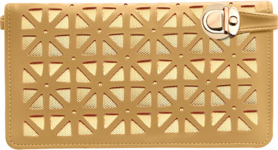 

tap fashion Party Beige Clutch