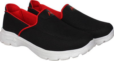 

Aero Ignite Running Shoes For Men(Black, Red