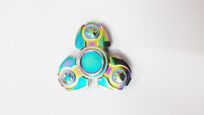 

Golden Staked Wind Spinner(Multicolor)