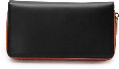 

Alria Casual Multicolor Clutch