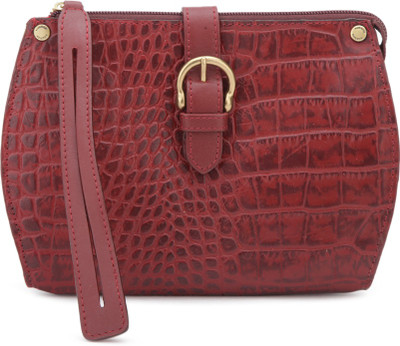 

Hidesign Casual Red Clutch