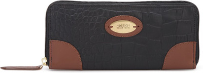 

Hidesign Casual Tan, Black Clutch, Black;tan