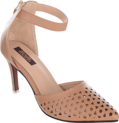 

Shuz Touch Women TAN Heels