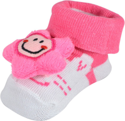 

Instabuyz Pink star Booties(Toe to Heel Length - 2 cm Pink)