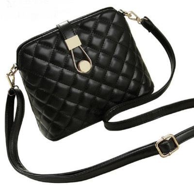 

Tanned Sling Bag(Black)