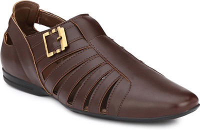 

Eego Italy Men Brown Sandals