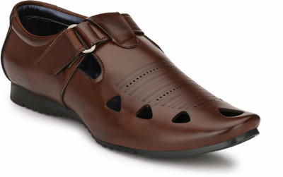 

Eego Italy Men Brown Sandals